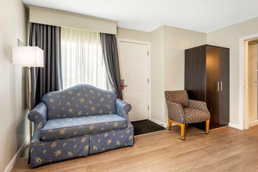 Quality Inn & Suites Lincoln Phòng bức ảnh